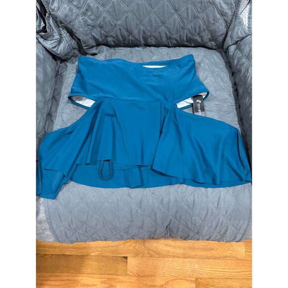 Tempt Me Swimsuit Top - Color: Teal  Size: XL - Picture 2 of 5
